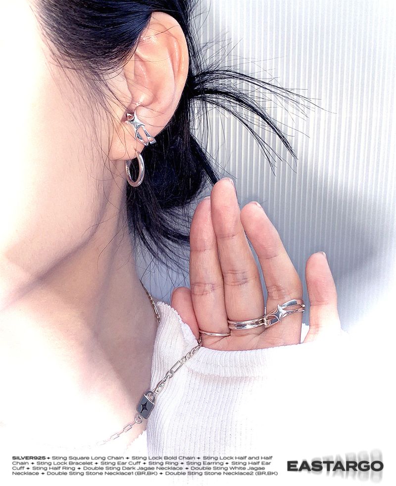 STING DIAGONAL EAR CUFF
