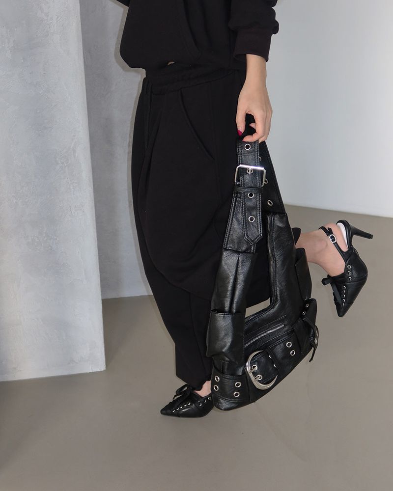 Big Buckle Pocket Punching Shoulder Bag