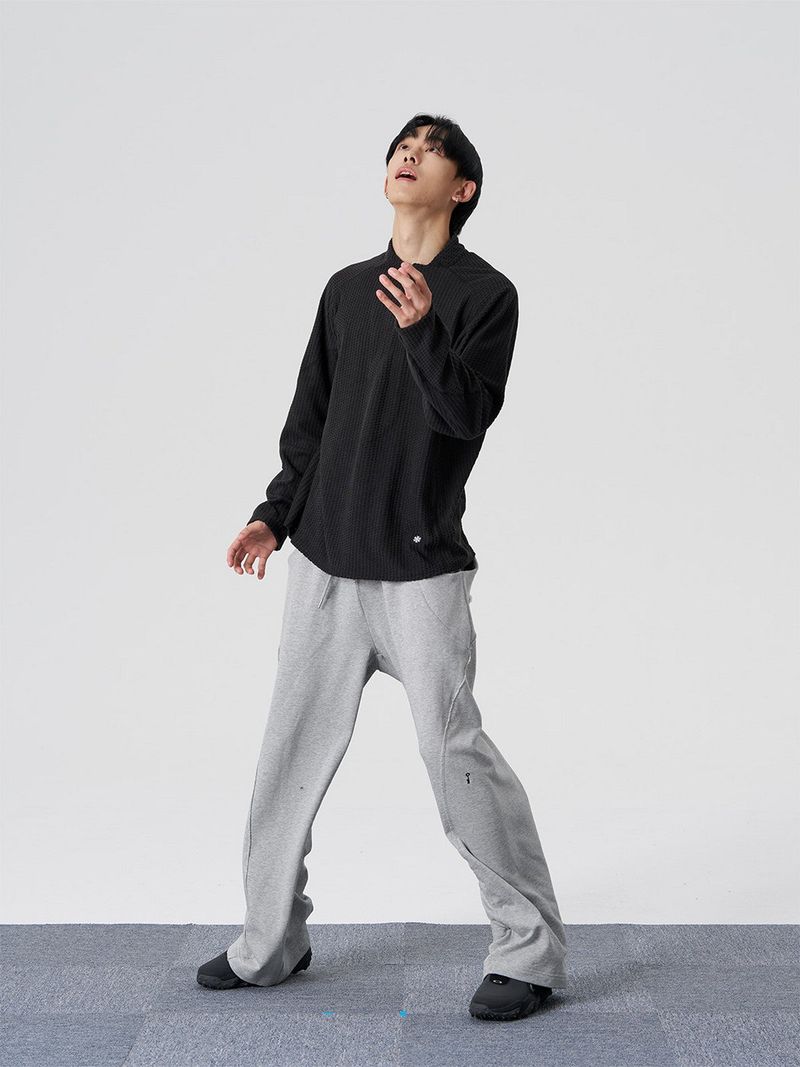 FMACM Diamond-Pattern Fleece-Lined Half-Zip Long-Sleeved T-Shirt