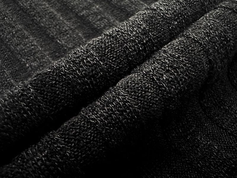 Groove Half Neck Long Sleeve