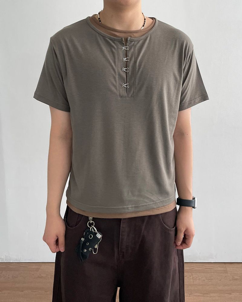 IDF（アイディーエフ）の「Clo Layered Buckle Short Sleeve T（Tops）」