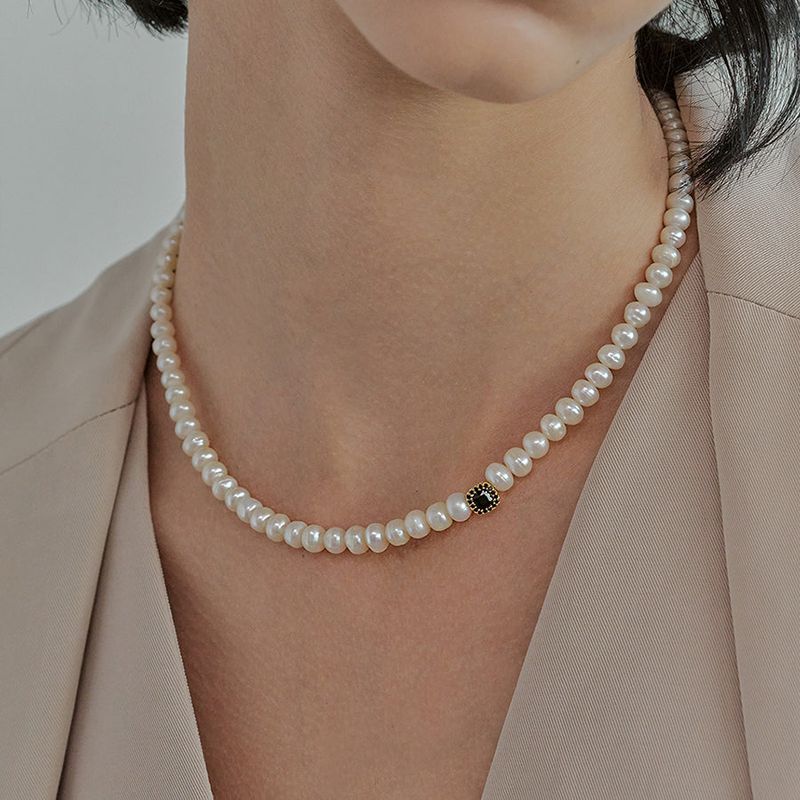 Hei（ヘイ）の「IVE 着用/ソフィアキュービックパールネックレス/sophia cubic pearl necklace（Accessories）」