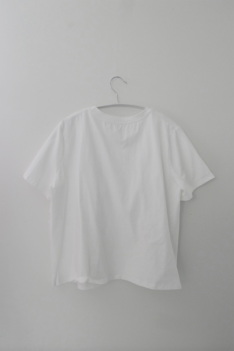 dot and frill T (2c)