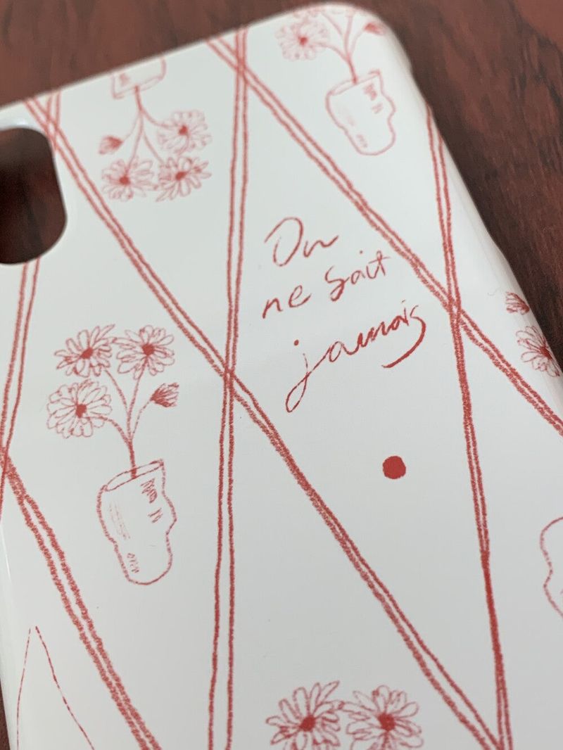 On ne sait jamais Phone Case