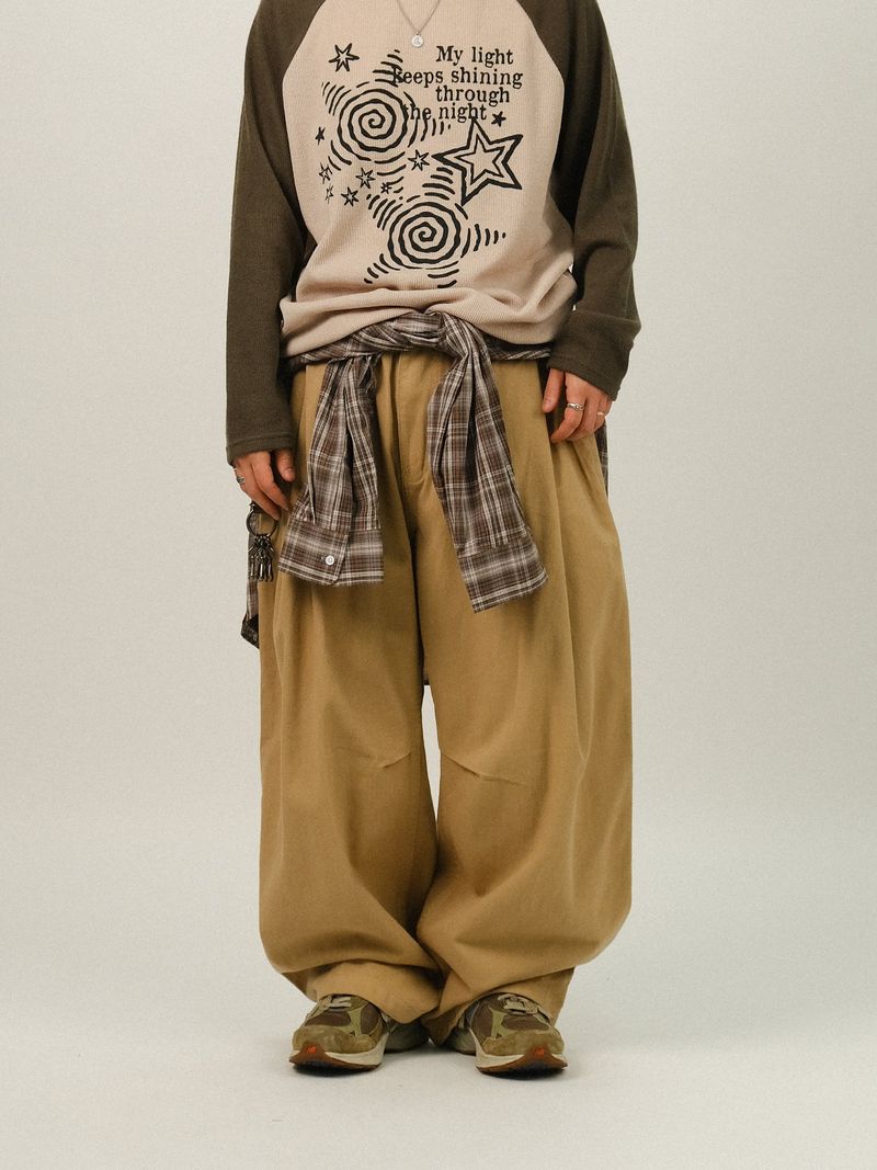 AND Pin-tuck Balloon Pants