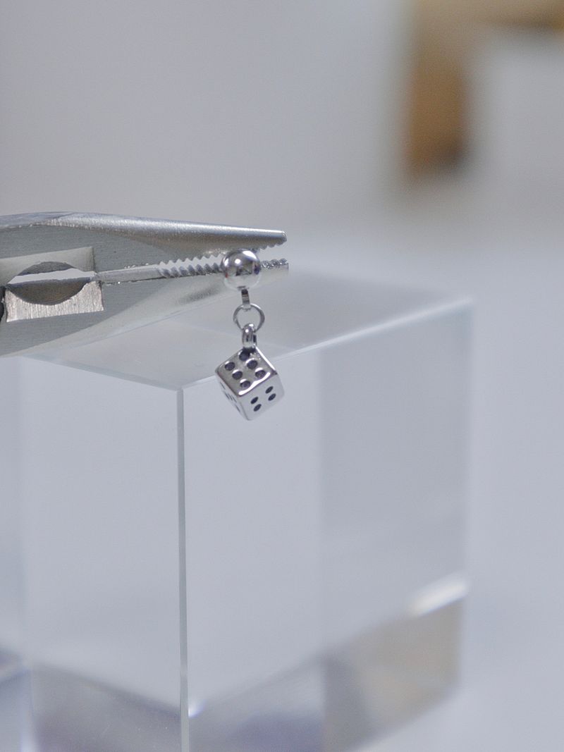 mini dice piercing
