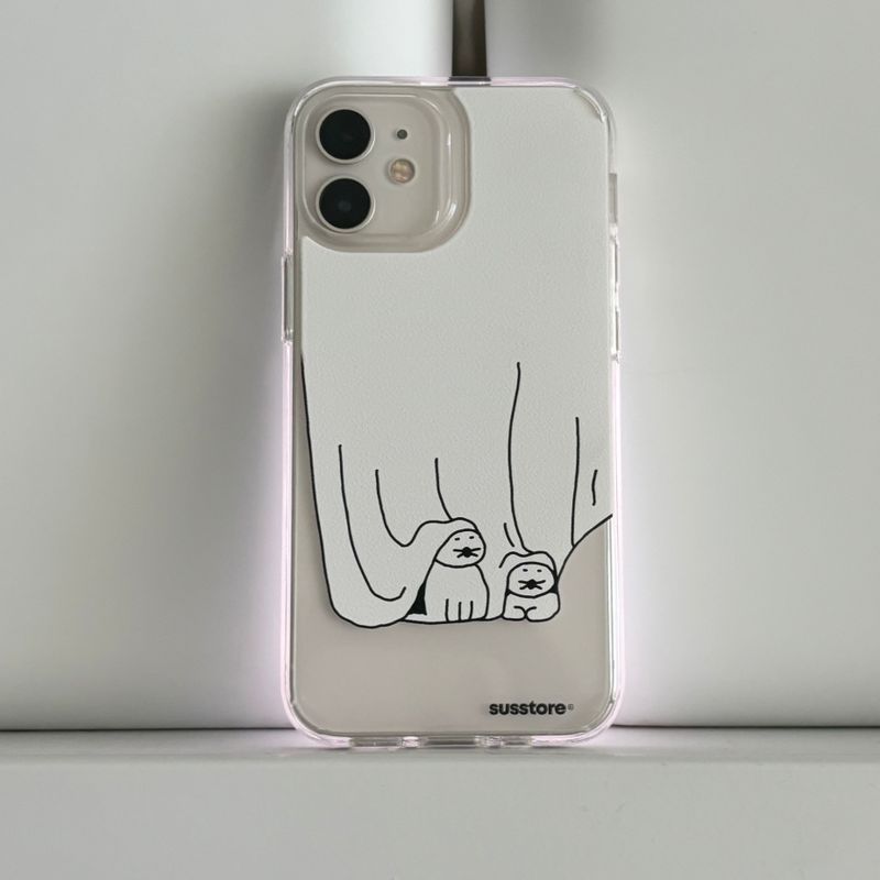 The cat that became a nun phone case