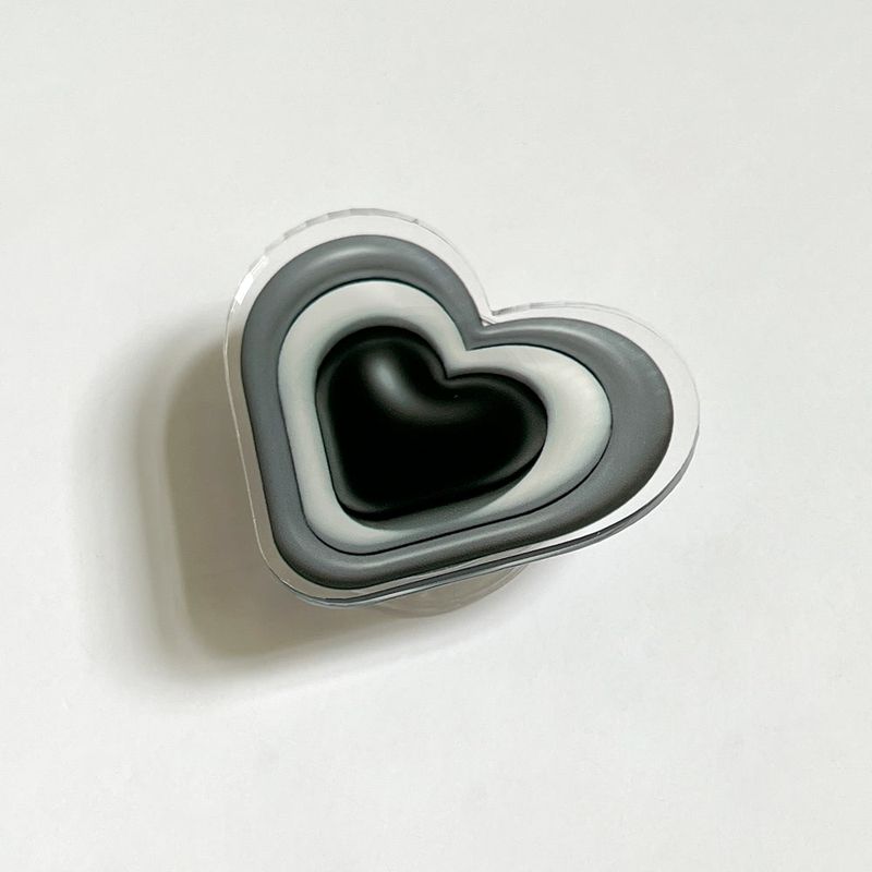 Heart Black (Acrylic Tok) 