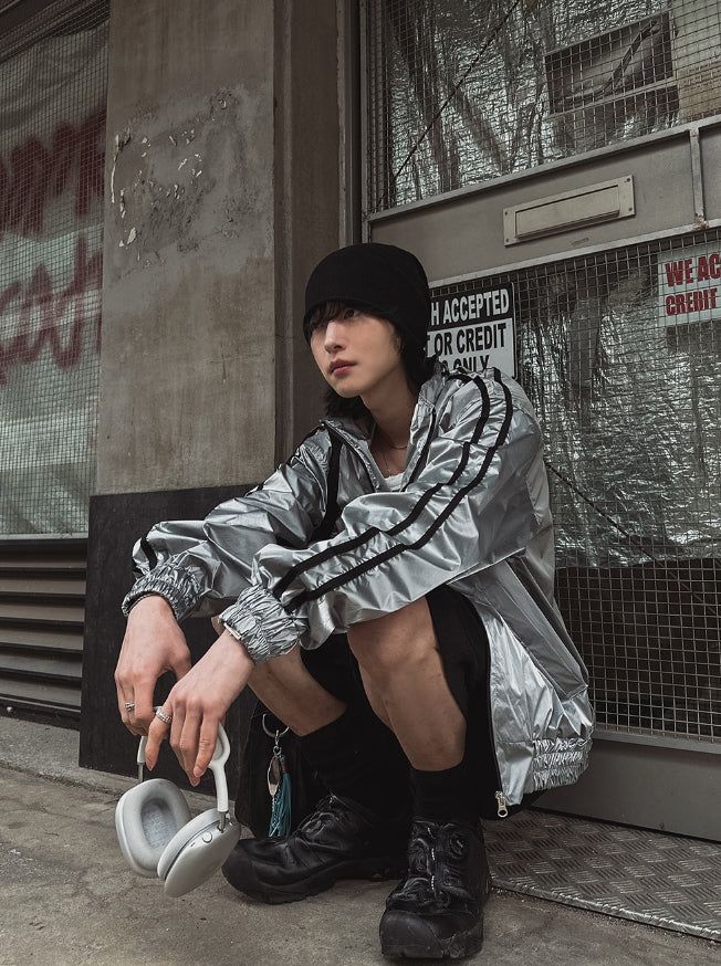 Growing taping track jacket