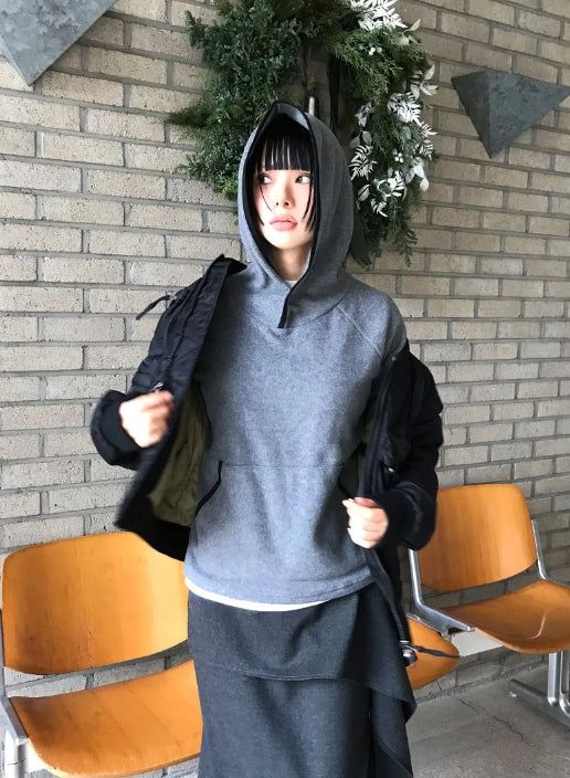 FLEECE FINGER-HOLE HOOD TOP