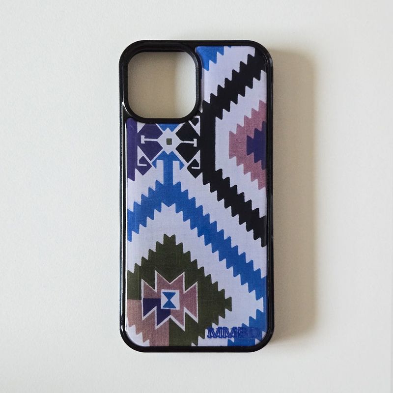 MEMORIESBOUNDARY（メモリーズバウンダリー）の「Vintage Navajo Weave Phone Case (Lavender)（Smartphone Accessories）」