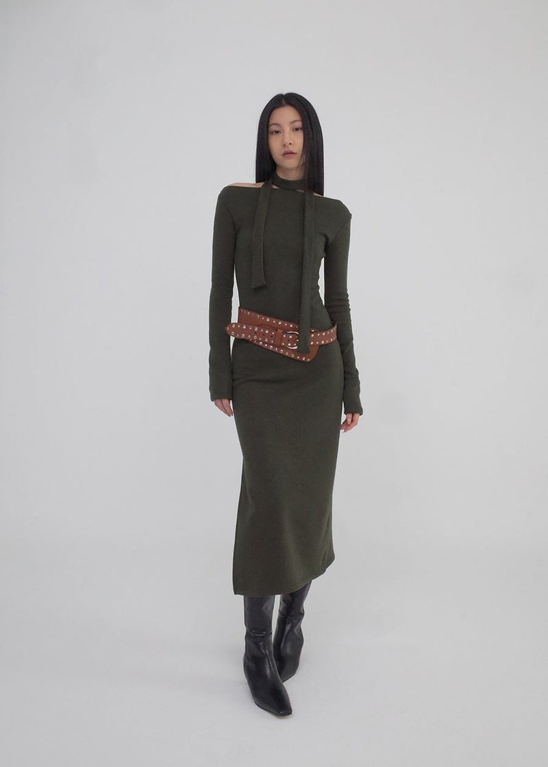 BLACKUP（ブラックアップ）の「[MADE] Neuville SET - Boat Neck Long Dress Muffler（Dresses）」