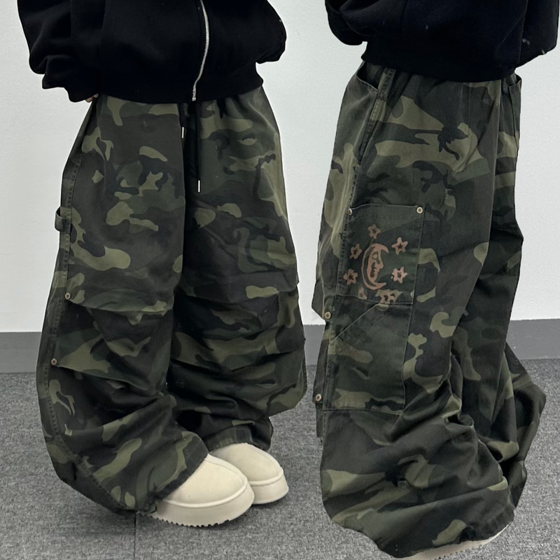 PEARCLAN（ペアクラン）の「camo lunar carpenter pants（Pants）」