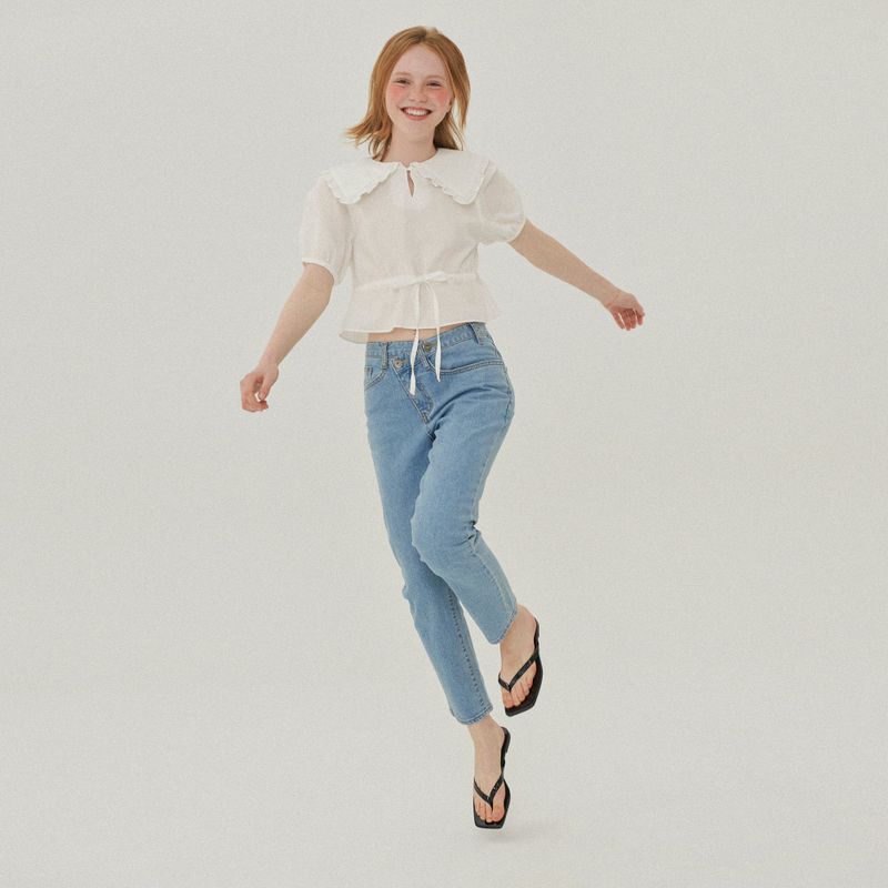 RUFFLE COLLAR CROP BLOUSE_WHITE