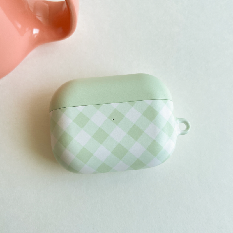 molly green matte hard airpods case
