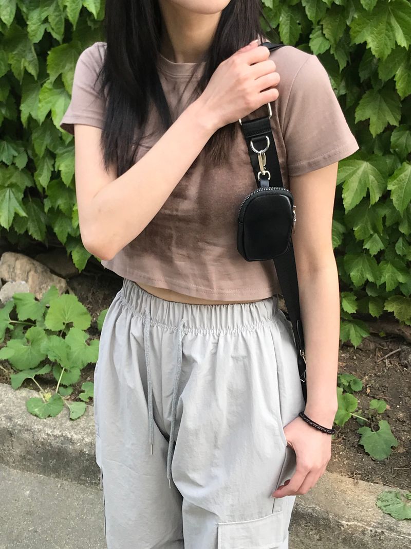 Public shoulder bag