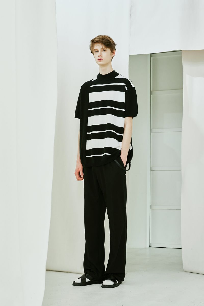 S SY(エスエスワイ)の「MOCK NECK HALF STRIPE KNIT T-SHIRT BLACK(Tops)」
