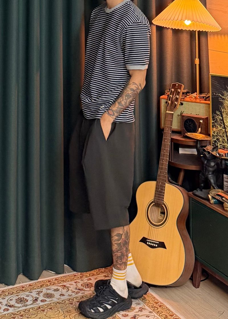 Light One-Tuck Bermuda Shorts 4COLOR