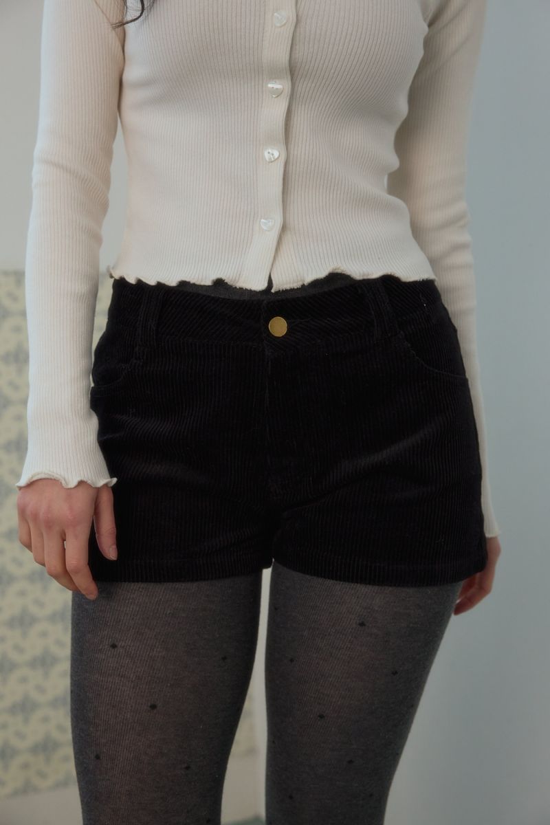 PINK PINEAPPLE（ピンクパイナップル）の「SUGAR CORDUROY SHORTS（Pants）」