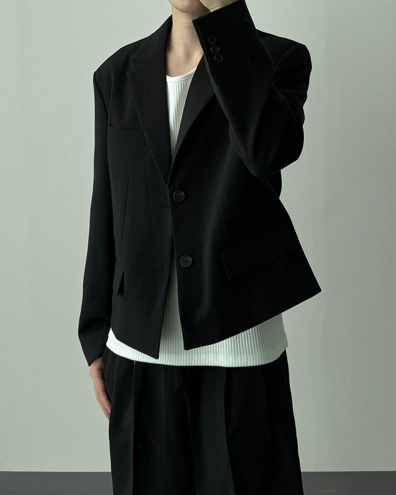 LUMI Oversized Crop Blazer