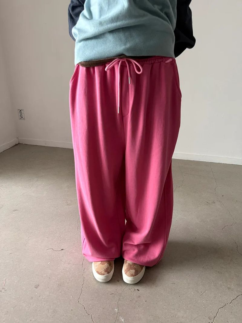 daily washing sweat pants