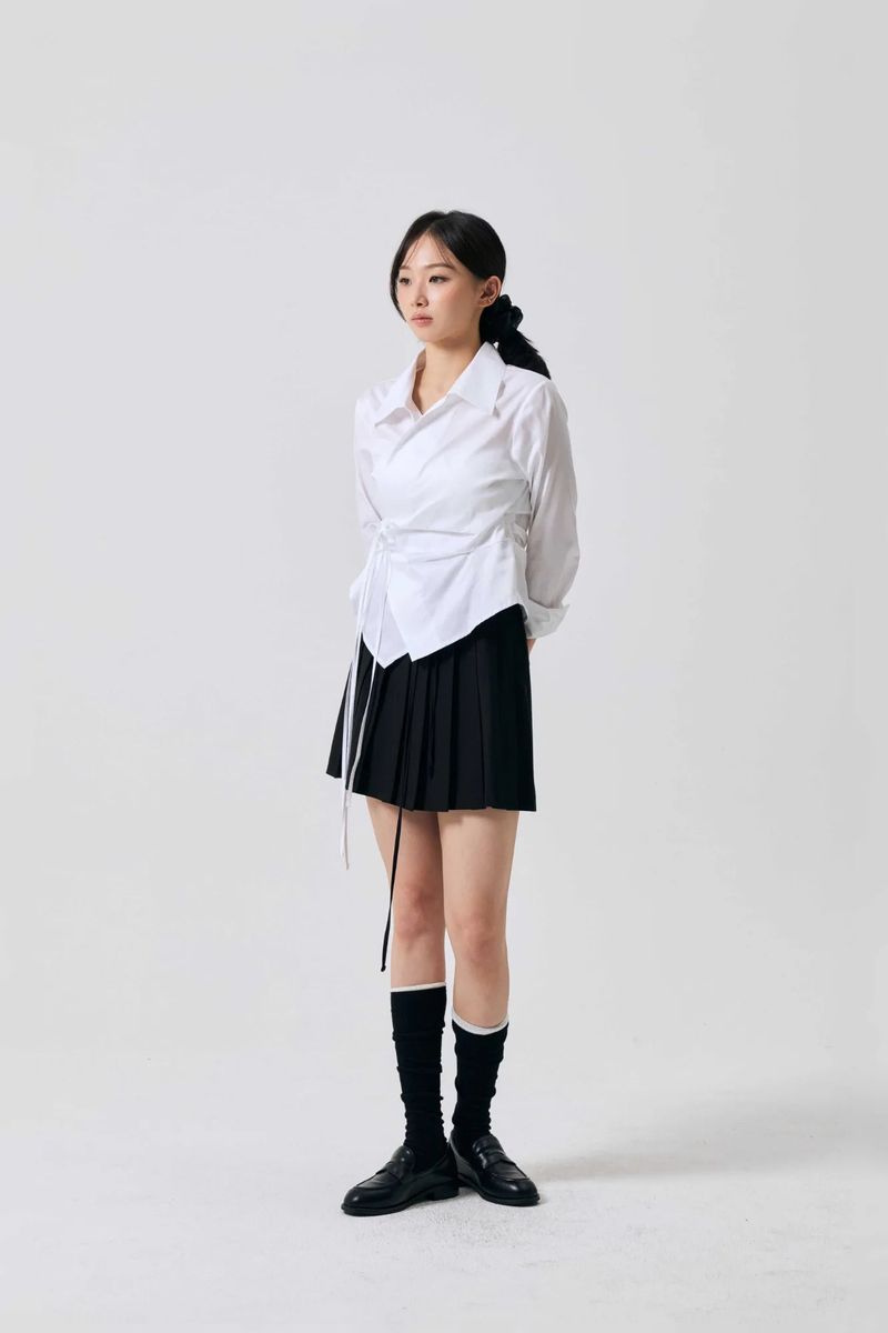 SWAN PLEATS SKIRT PANTS / BLACK