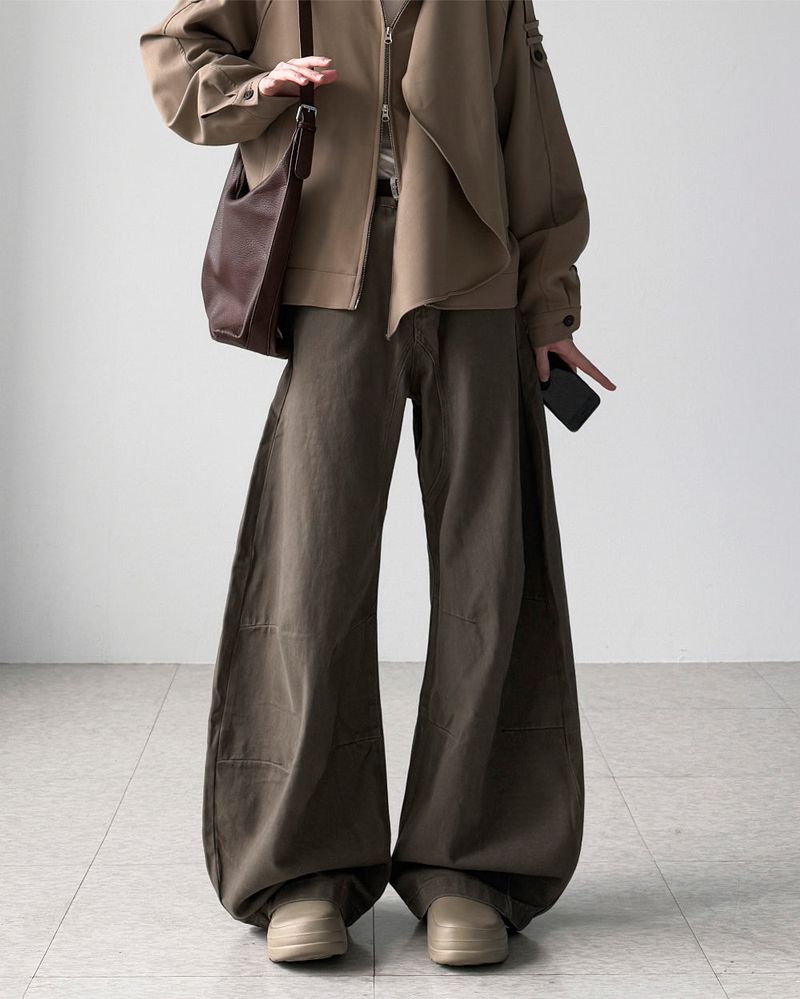 YOURNUS（ユアナス）の「Elia Curve Wide Pants（Pants）」