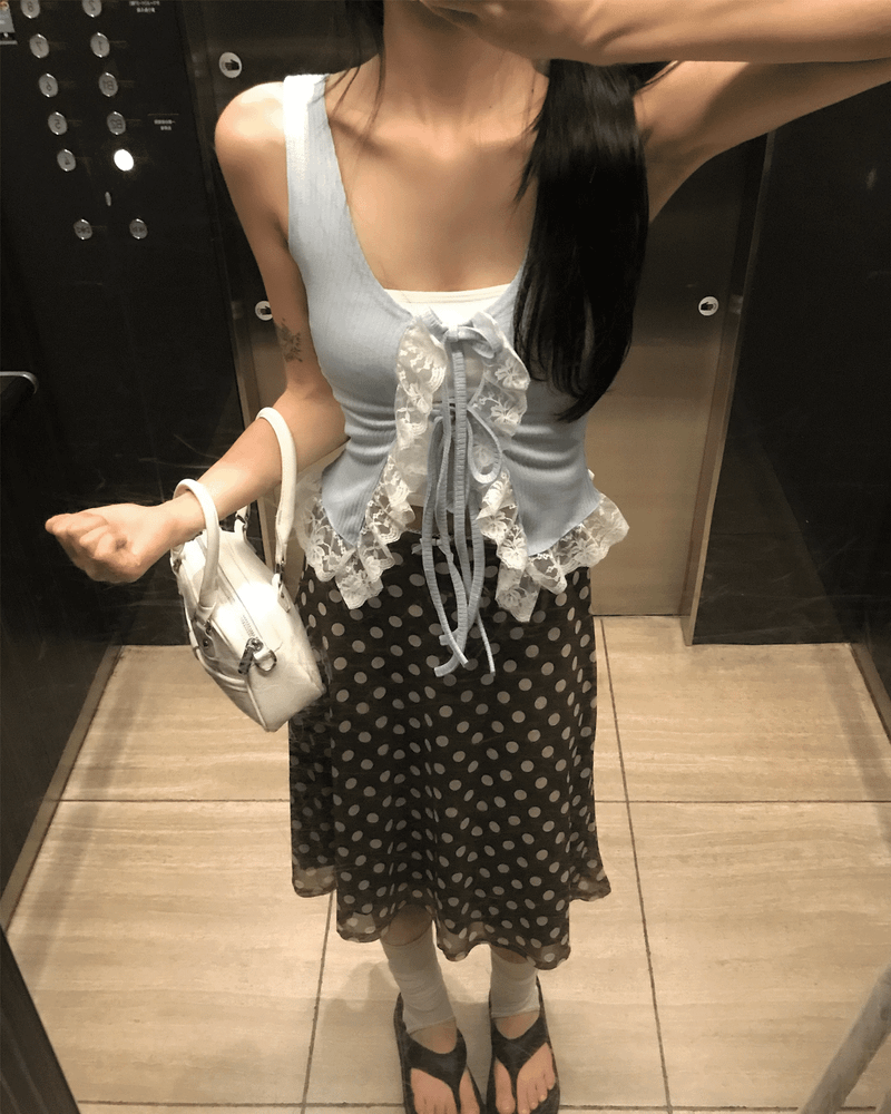 GUSTA（グスタ）の「Lovesome Lace Frill Ribbon Sleeveless Top（Tops）」