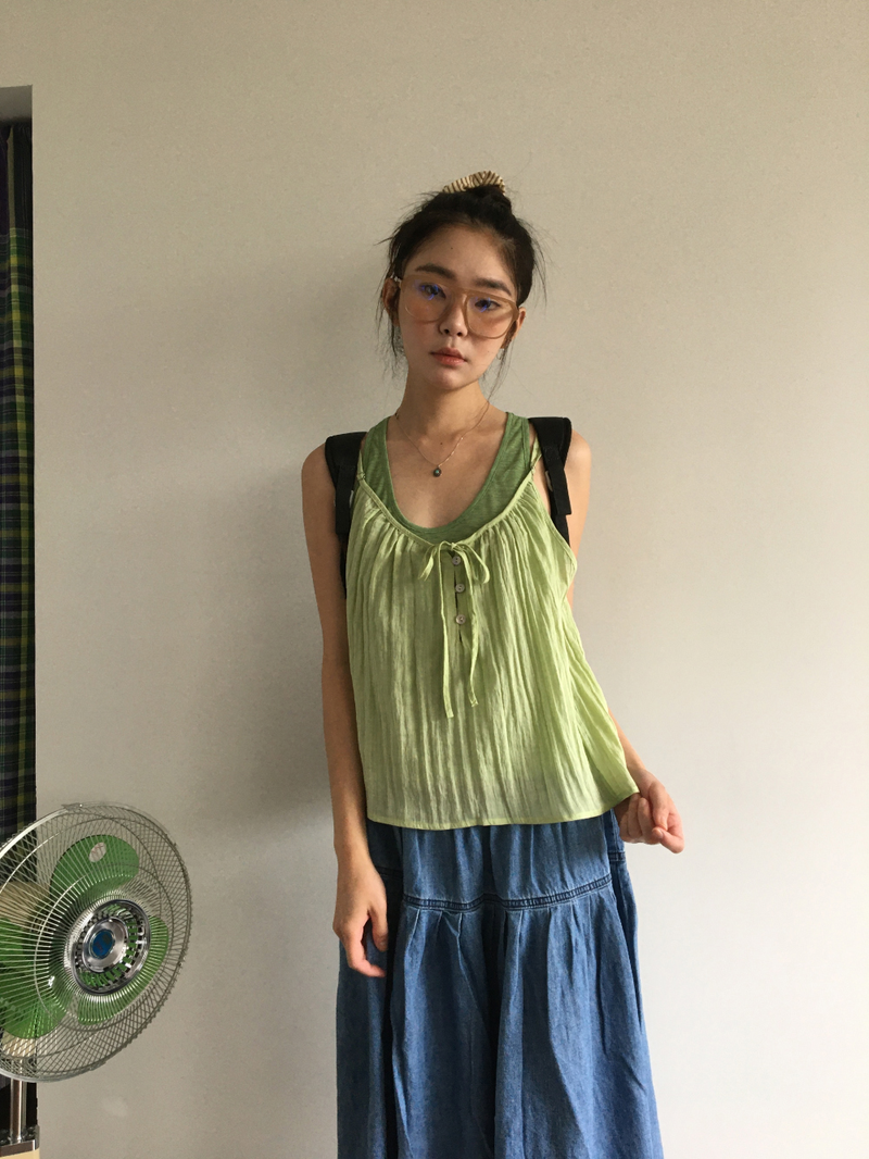 DUGGY（ダギー）の「Veil Ruban Layer Sleeveless (2color)（Tops）」