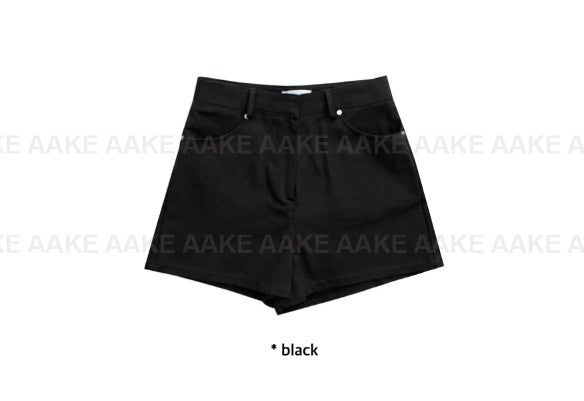 MATTE SHORTS