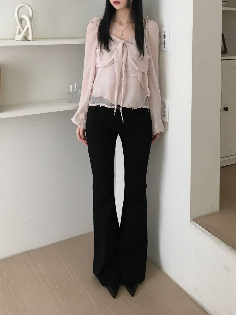 cheek ribbon blouse (2 colors)
