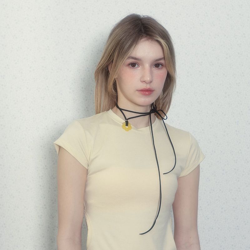 Daisy String Choker