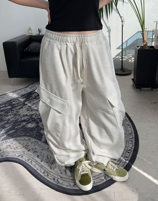 SATIIIZ（サティーズ）の「Toen Cargo Training Pants（Pants）」