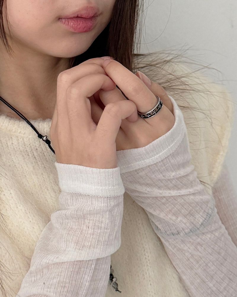 Static Star Band Ring
