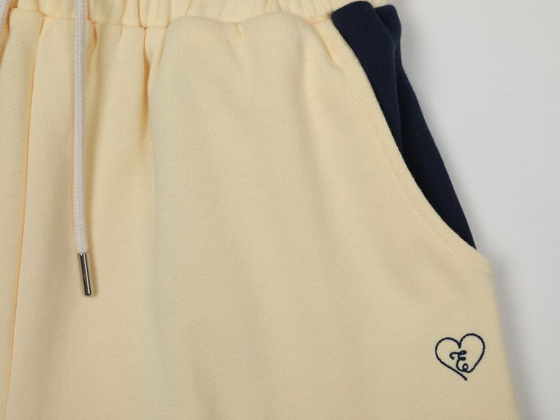 CONTRAST SLIT SHORT SWEATPANTS (YELLOW)