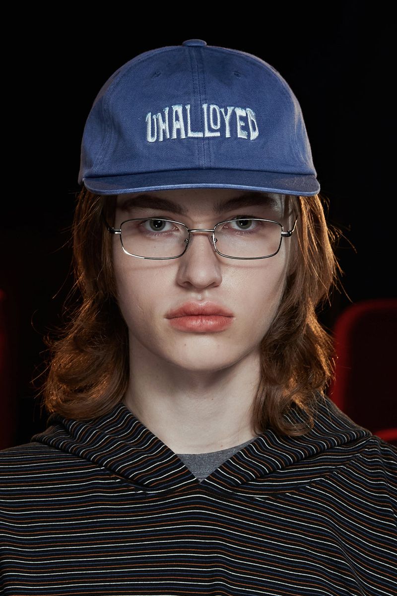 SNOW LOGO CAP / BLUE