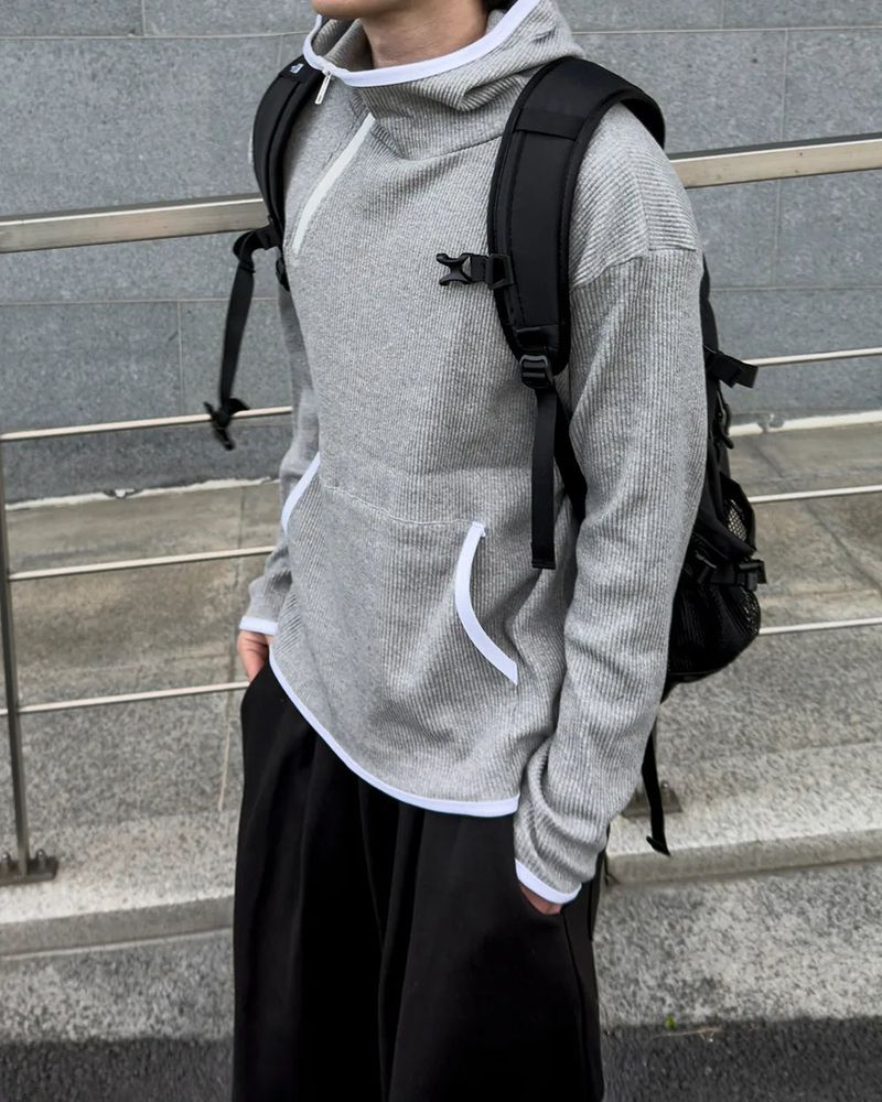Terne ribbed diagonal zipper hoodie