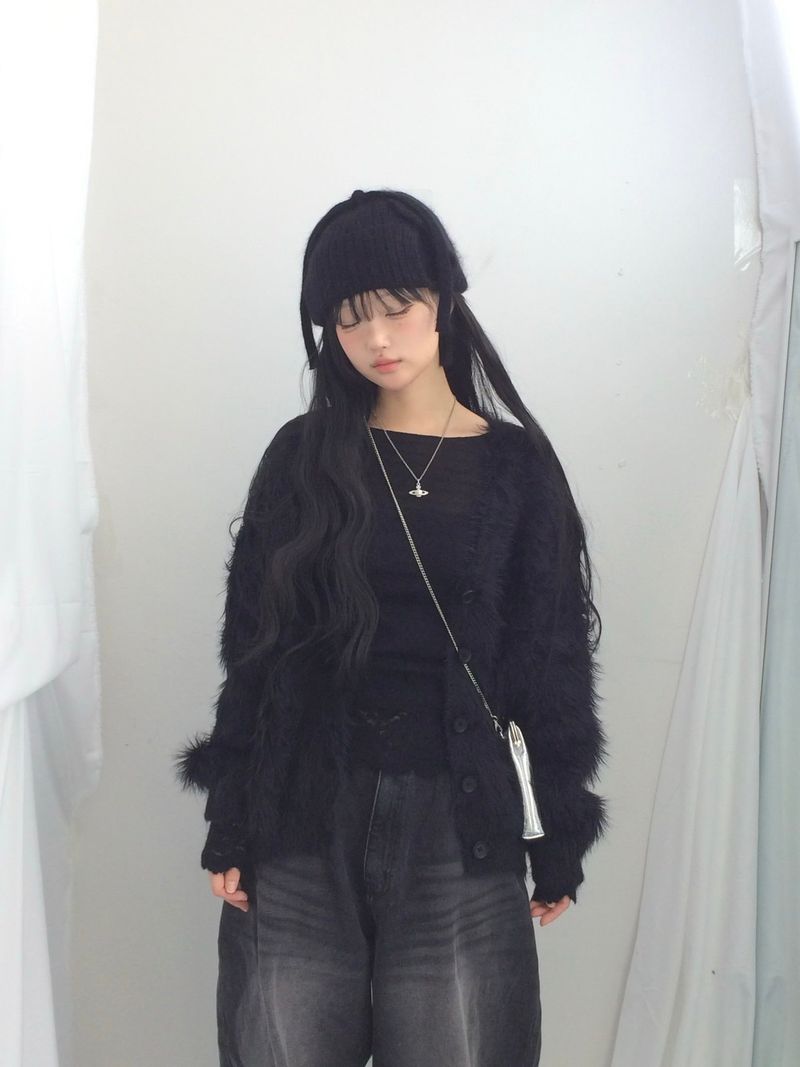 Flower Lace Slim Knit Top
