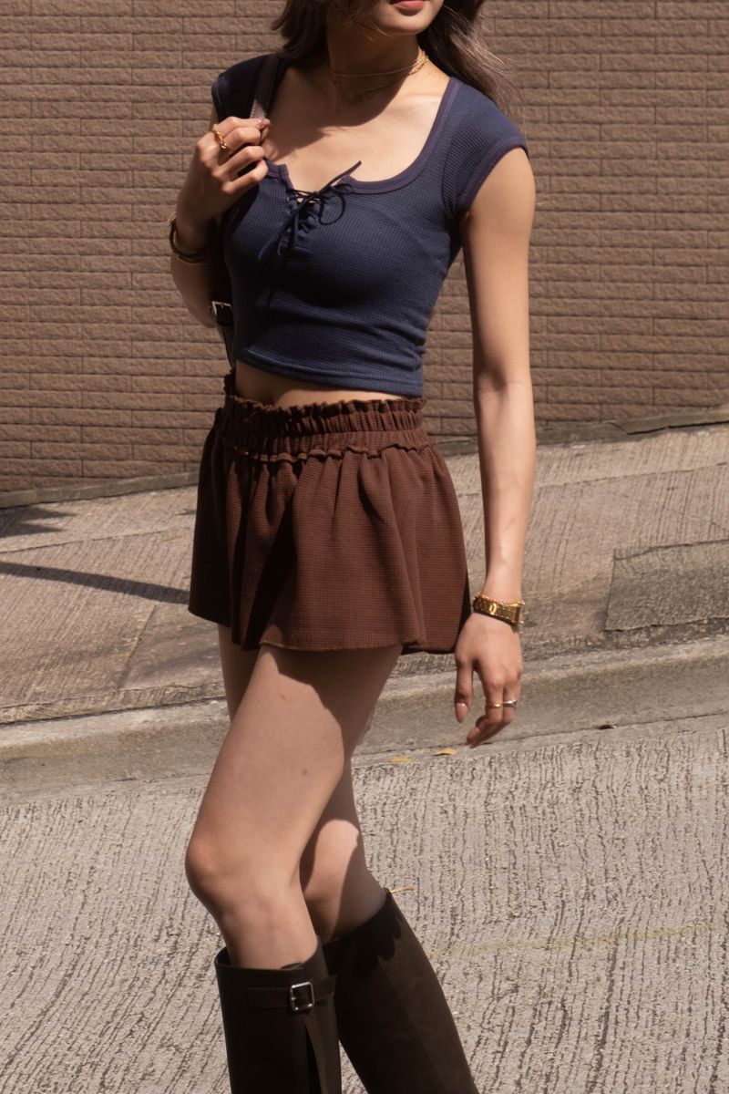 We Fell In Love In Reality（ウィ フェル イン ラブ イン リアリティ）の「Waffle Tie-Up Baby Tee - 3 colours（Tops）」