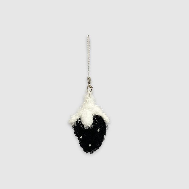 [made] strawberry keyring
