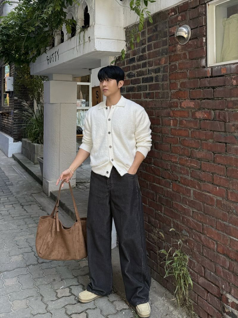 Soft corduroy bio-pants