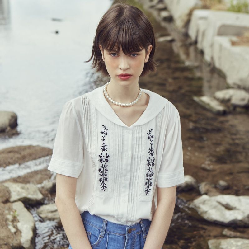 VITALSIGN（バイタルサイン）の「[LINE] Black Embroidered Tuck Blouse（Tops）」
