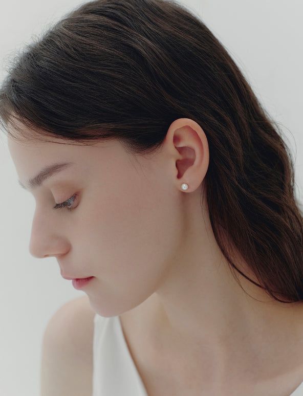 hyeres lor（イエール・ロール）の「26SS★ Essence 14K(Y) Glory Freshwater Pearl Earrings（Accessories）」