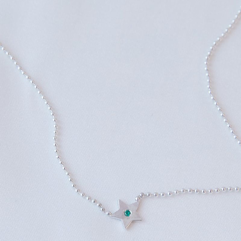 pointed star necklace