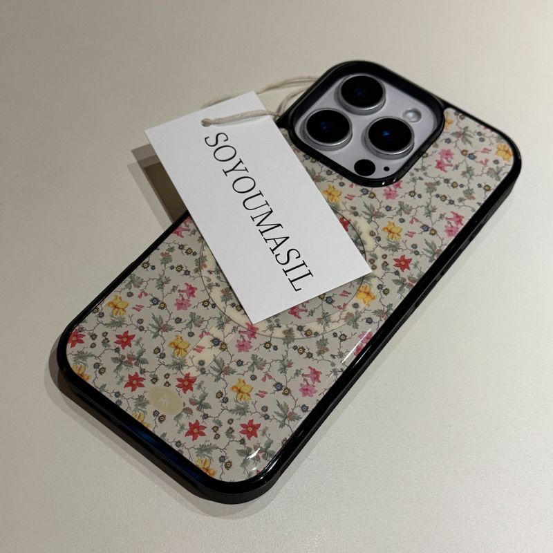 SOYOUMASIL（ソユマシル）の「[+Magsafe] ブルームカラーアイボリーエポキシバンパーケース（スマホグッズ/小物）」