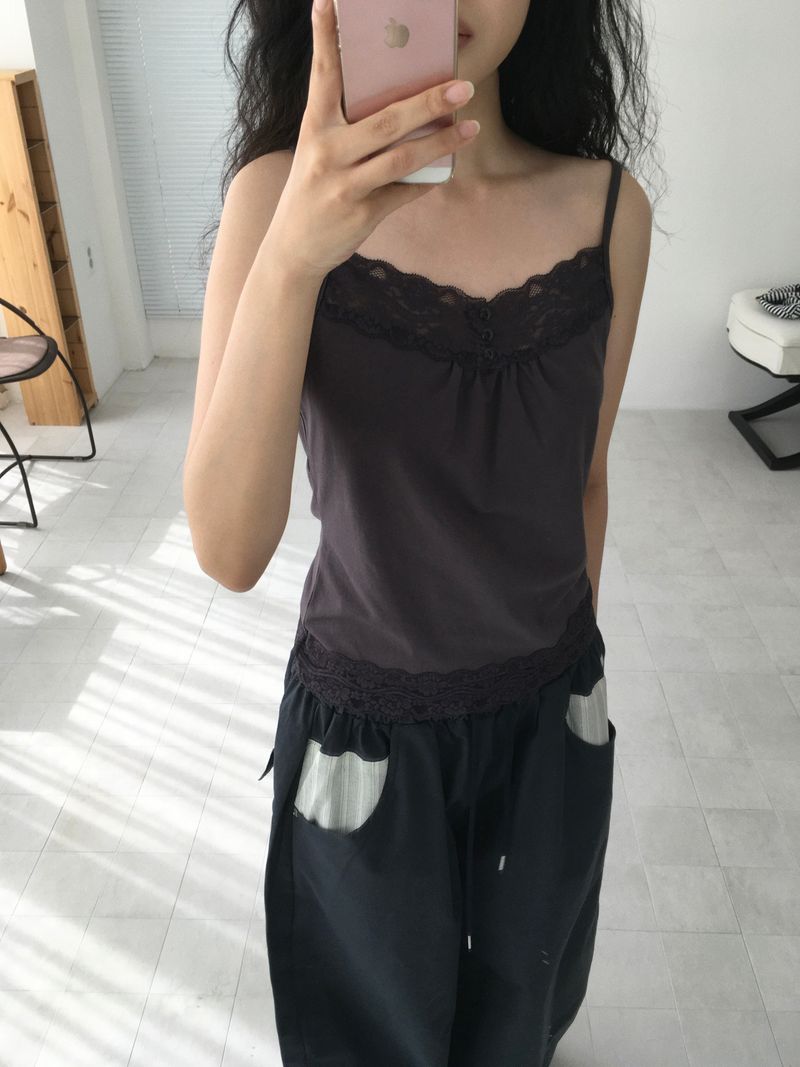 Color lace tank top