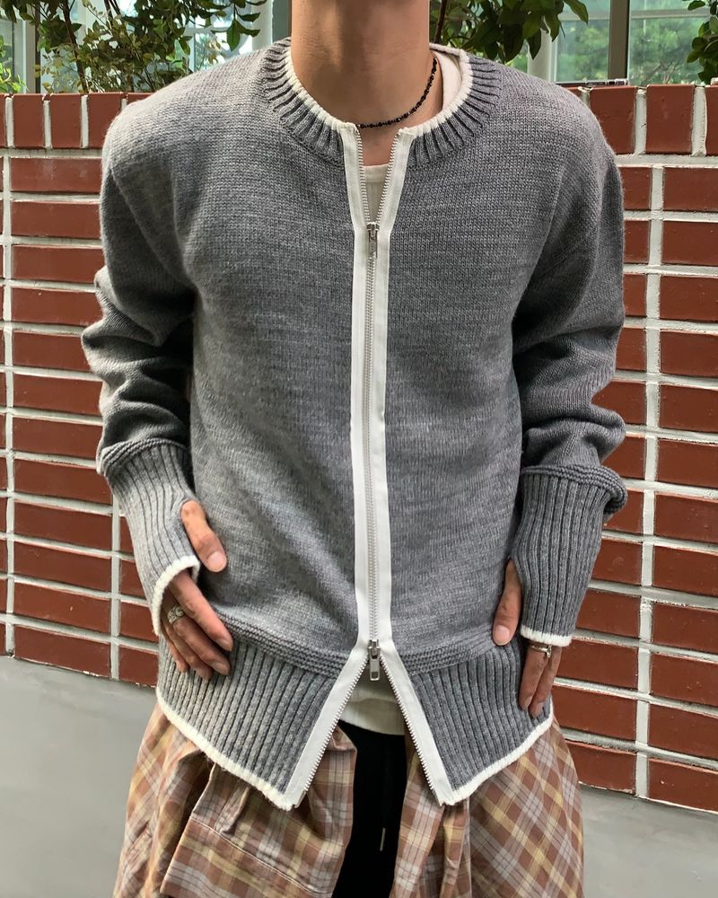 BONGJU（ボンジュ）の「フィンガーホール2ウェイウールニットジップアップ（トップス）」