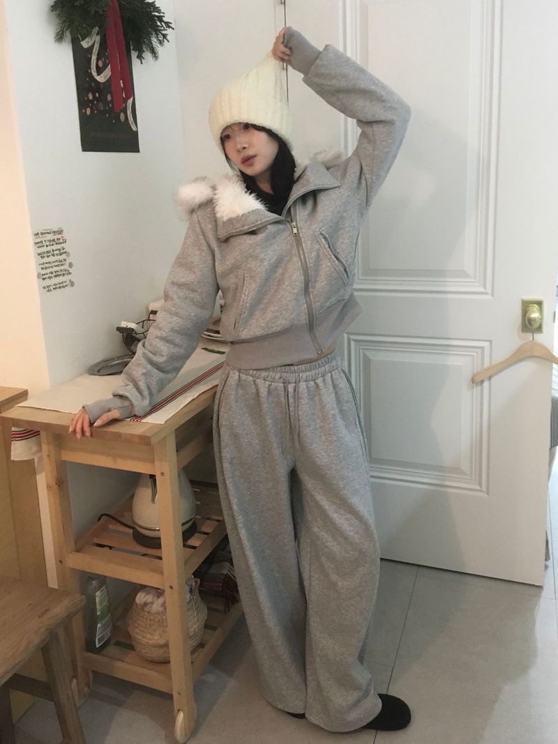 Fur zip-up set