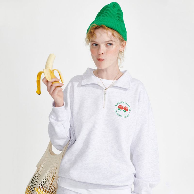wonder visitor（ワンダービジター）の「Logo HALF Zip-up [Light grey]（Tops）」
