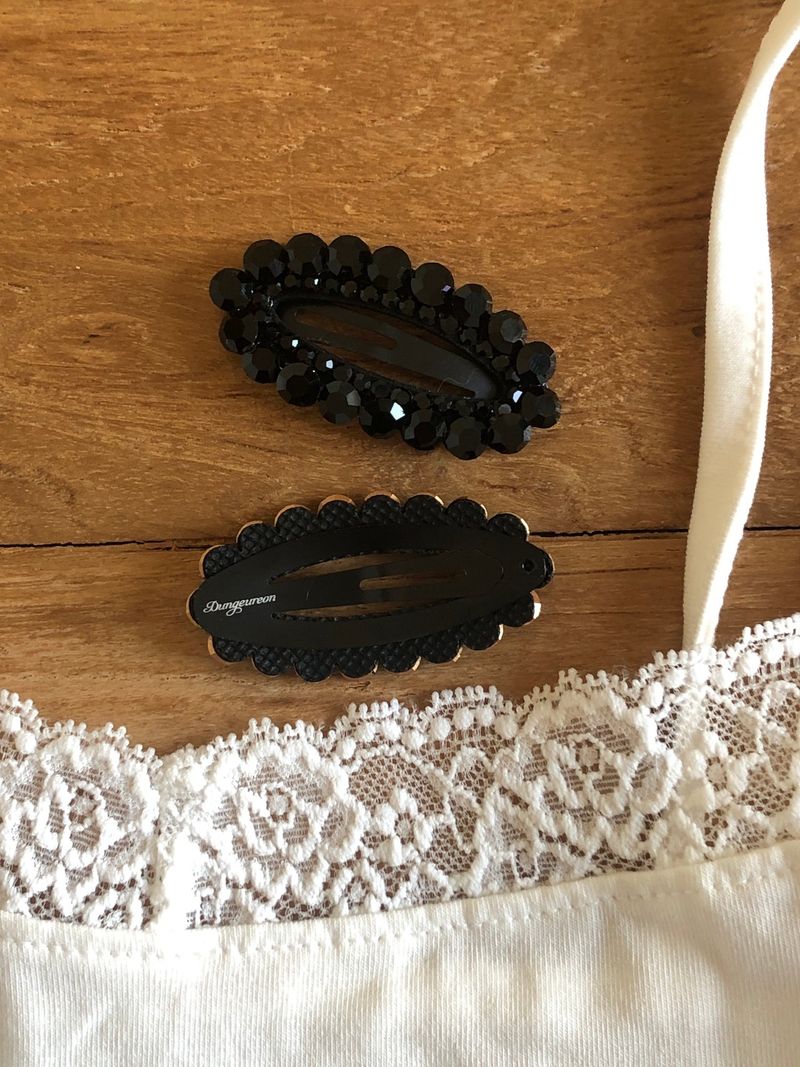 dungeureon(ドゥングロン)の「スターリーキュービックヘアピン (2 pcs)(ヘアアクセサリー)」